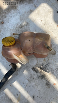 OPEL ASTRA YEDEK SU DEPOSU