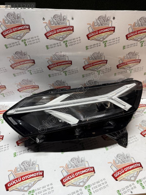 DACİA SANDERO SAĞ ÖN FAR ORİJİNAL SÖKME