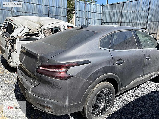 Citroen C4 X Sağ Arka Kapı Dolu Sökme 22-24