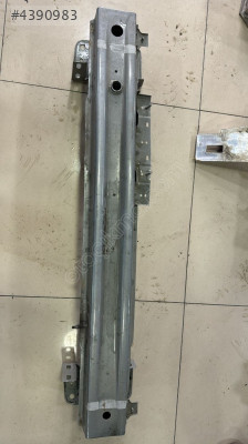 MG ZS ÖN TAMPON DEMİRİ