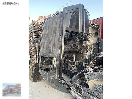 RANGE ROVER VOGUE (L322) ORJİNAL KESME TAVAN ARKA HATASIZ