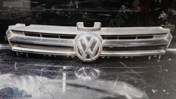 Orjinal Çıkma Volkswagen Golf 7 Ön Panjur - Oto Parça