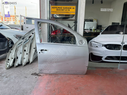 DACİA SANDERO SAĞ ÖN KAPI ORJİNAL