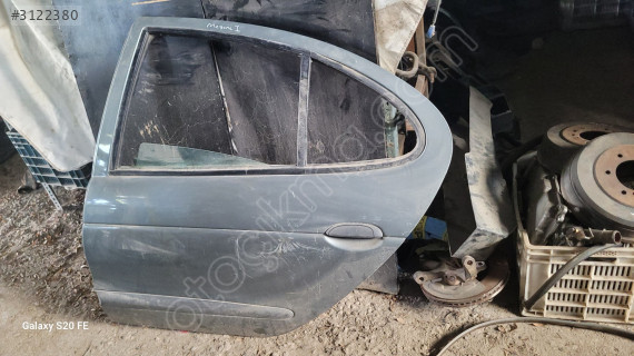 Renault megane 1 sol arka kapı