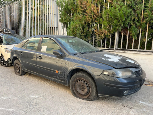 RENAULT LAGUNA 2 SOL ÖN KAPI ORJİNAL SÖKME (HATASIZ)