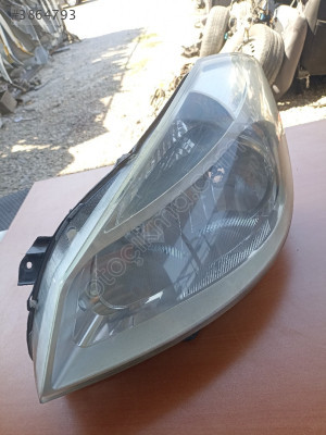 Renault Clio 3 Sol Ön Far Orjinal
