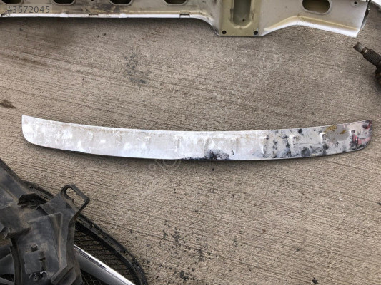 MERCEDES GLB X247 ARKA TAMPON ÜST KROM ÇITASI 2478859800
