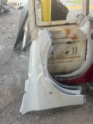 VOLVO S60 SAĞ ÖN ÇAMURLUK ÇIKMA ORJİNAL
