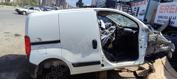 Orijinal Fiat Fiorino Sağ Sürgülü Kapı - Çıkma Parça