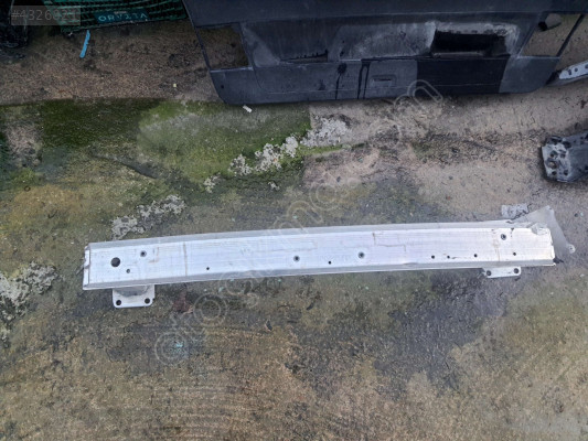 PEUGEOT 308 5008 ÖN TAMPON DEMİRİ