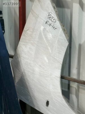 Peugeot Rifter Çamurluk