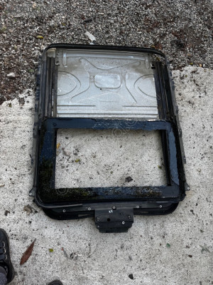 Bmw E53 X5 Komple Sunroof Camı Kırık