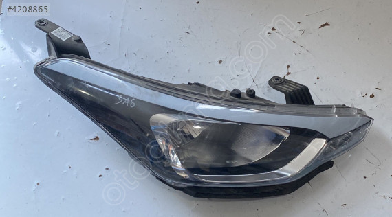 hyundai i20 2018 çıkma orjinal sağ far (son fiyat)
