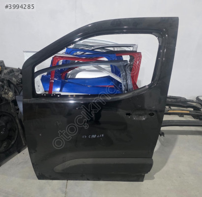 PEUGEOT RİFTER SİYAH SOL ÖN KAPI ORJINAL BOYASIZ