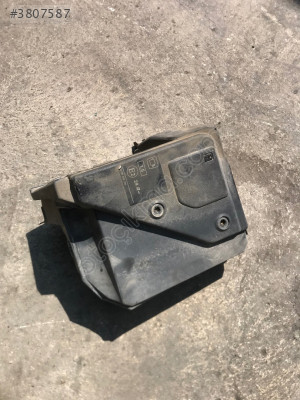 Renault Megan 2 Sigorta kapağı