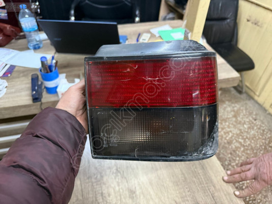 RENAULT 21 SAĞ STOP LAMBASI ORJINAL ÇIKMA TEMİZ ÜRÜN