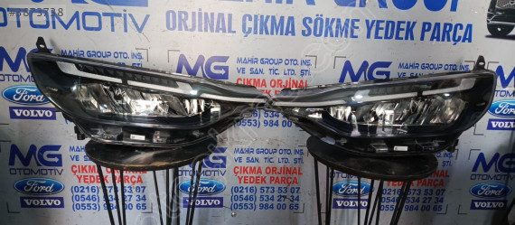 FORD CUSTOM ÖN SAĞ FAR ORJ ÇIKMA 2024