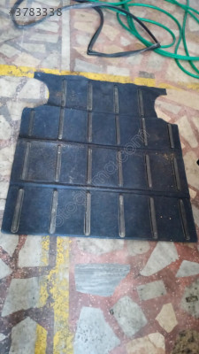Kartal bagaj taban halısı
