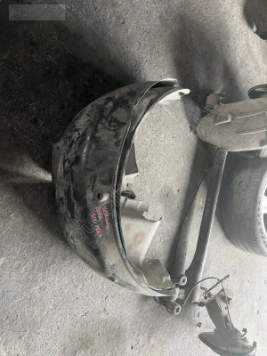 Volkswagen bora arka sağ sol davlumbaz