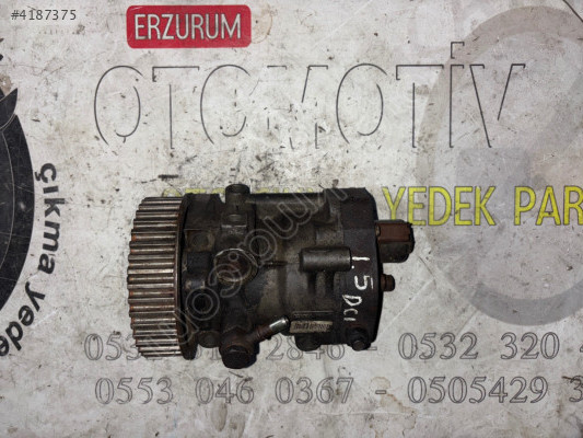8200057225 R9042A040A RENAULT KANGOO CLİO 1.5 DCI mazot pompası