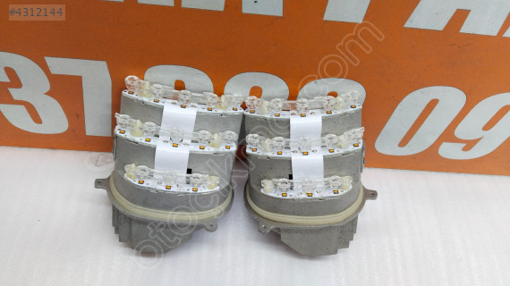 BMW E90 BMW 3 18 FAR SİNYAL DÖNÜŞ BEYNİ