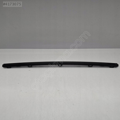 AUDI A5 ARKA TAMPON ÇITASI SİYAH 2018-2025 8W6853551D
