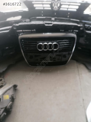 Orjinal Çıkma Audi A4 Ön Panjur - Oto Yedek Parça