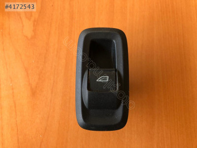 FORD FOCUS TEKLİ CAM DÜĞMESİ ORJİNAL