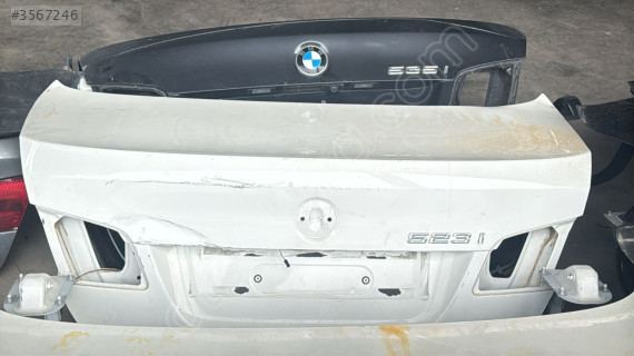 BMW F10 523 BAGAJ KAPAĞI ORJINAL