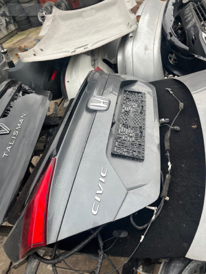 HONDA CİVİC FC5 BAGAJ KAPAĞI
