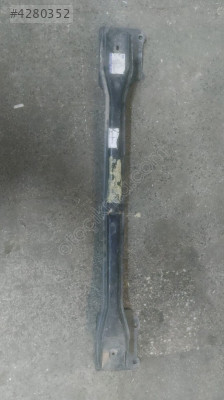 Fiesta arka tampon demiri