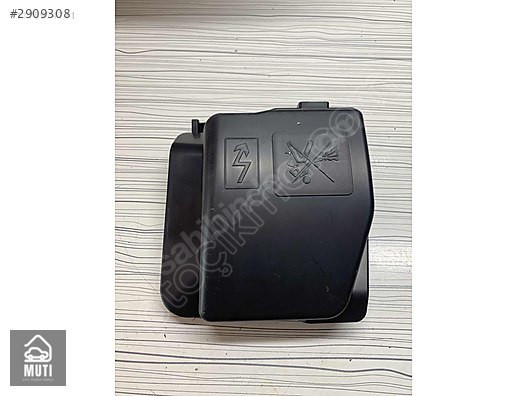 Captur 1-I Sigorta Üst Kapağı 243825499R