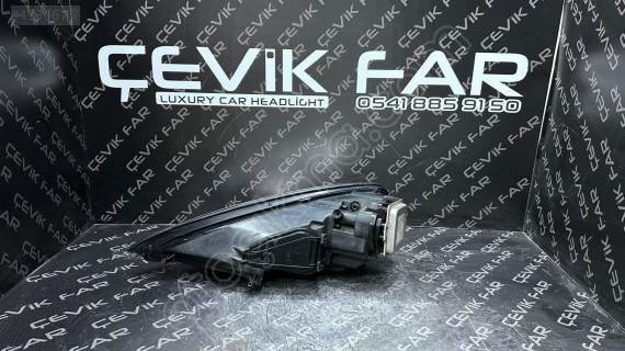 PORHCHE PANEMERA SAĞ FAR 2011-2014