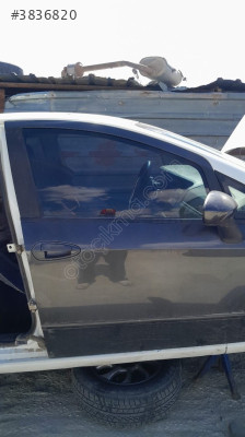 Linea sağ ön kapı hatasız