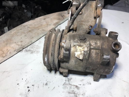 Mercedes 240 W123 Klima Kompresörü SD-508 9263 (2)