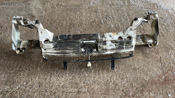 Ford Connet ön panel