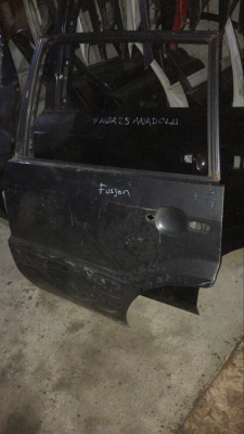 FORD FUSİON SOL ARKA KAPI ORJ ÇIKMA