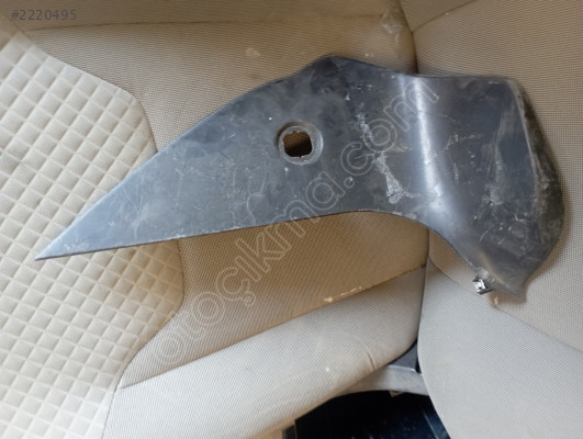 Ford Kuga 2.İç panel yan çıtası Sağ