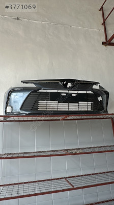 Yeni kasa Toyota corolla ön tampon çıkma orijinal