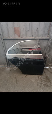 AUDİ A4 SAĞ ARKA KAPI SİYAH 2014