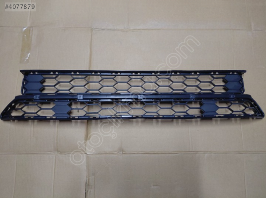 VW AMAROK 2017-2022 ARASI ORTA IZGARA SENSÖRSÜZ SIFIR 2H6853677