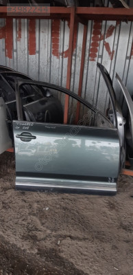 VOLKSWAGEN TOUAREG SAĞ ÖN KAPI ÇIKMA ORJJINAL