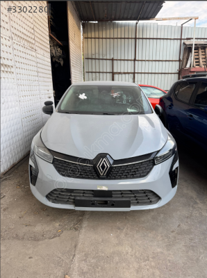 RENAULT CLİO 5 MOTOR KAPUTU ÜNALLAR OTO ÇIKMA YEDEK PARÇA