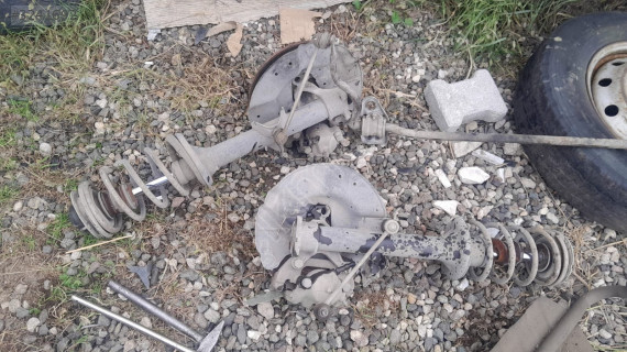 Bmw e34 5.20 sag sol amortisör tasiyici kaliper takim yedek parça