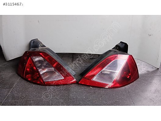 Renault Megane2 HB arka stop orjinal hatasız takım