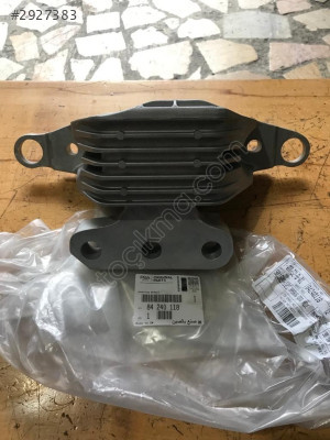 opel insignia b sağ motor kulağı sıfır gm