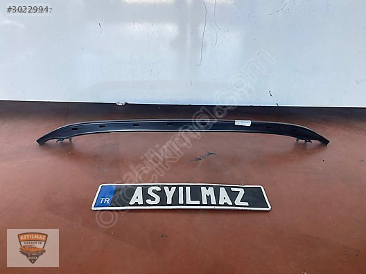 PASSAT B8 ÖN TAMPON DEMİRİ ALT PARÇA ORJİNAL