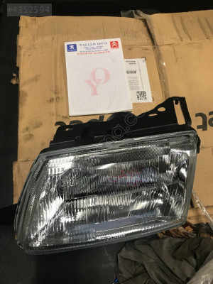  Citroën Saxo 19982000 Sol Ön Far  OEM 6204N5  Orijinal Tip