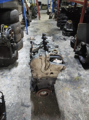 Renault laguna 2.0 16 valf f4r motor çıkma