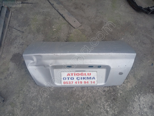Mazda 323 bagaj kapağı 1999-2003